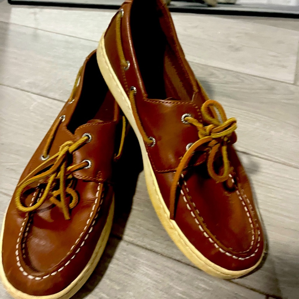 Brown Sperry man shoes size 10